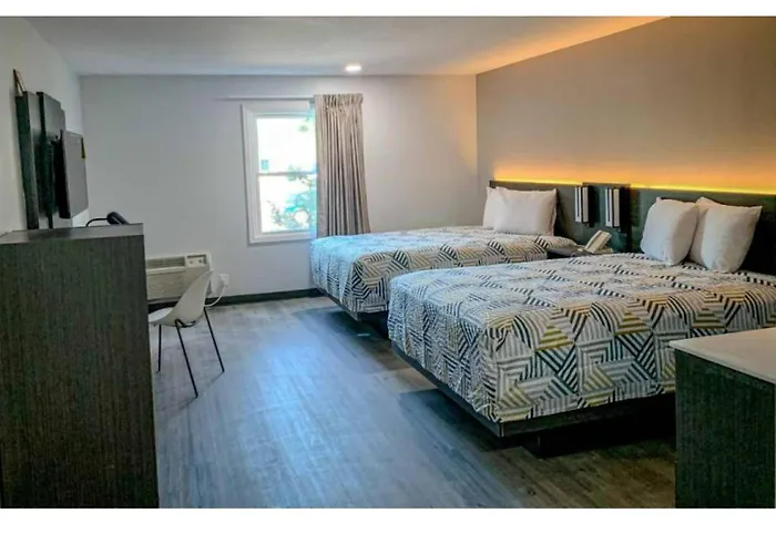 Hotel 6 Rockford, Il 4*