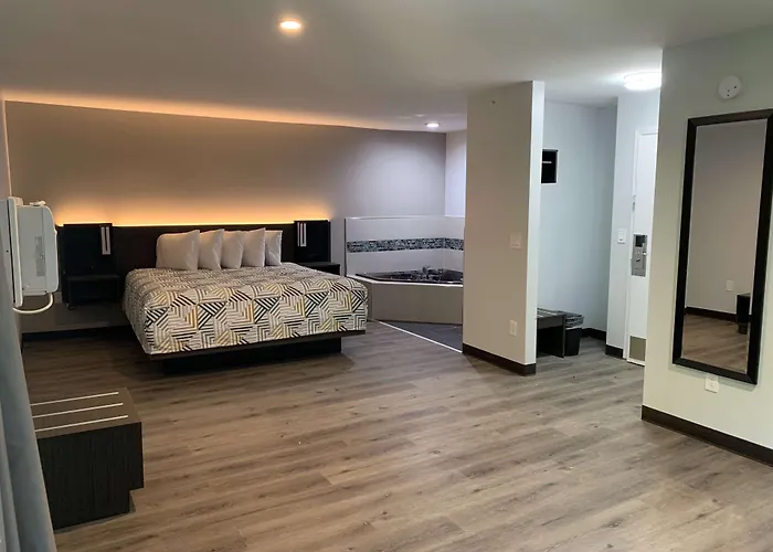 6 Rockford, Il