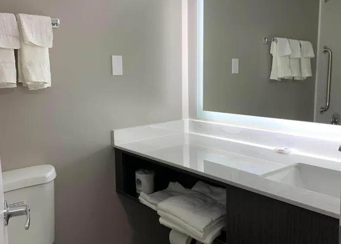 Hotel 6 Rockford, Il 4*